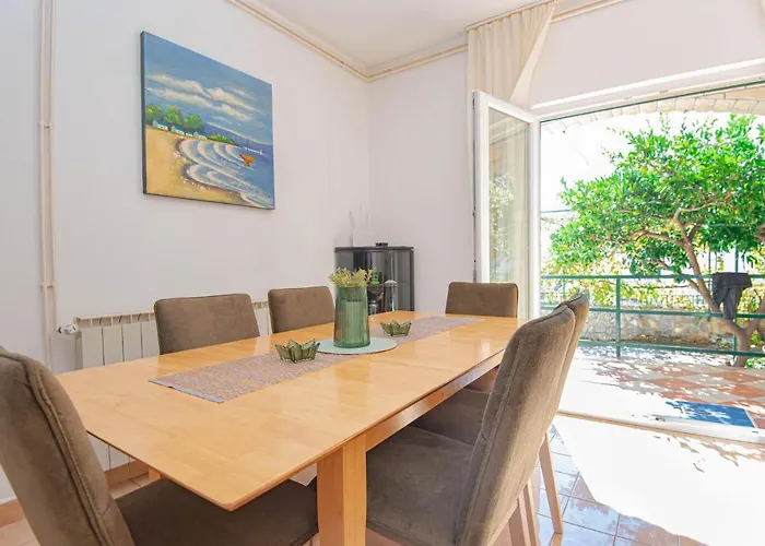 3 Bedroom Lovely In Brodarica (Sibenik-Knin)